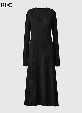 Uniqlo сукня в рубрик з вовною