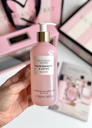 Гель мило для рук та тіла pomegranate lotus victoria’s secret