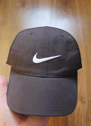 Спортивная кепка унисекс бейсболка nike legacy 91