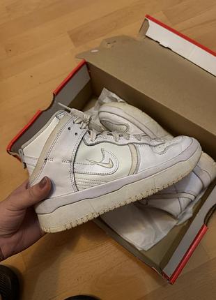 Кросівки nike jordan білі