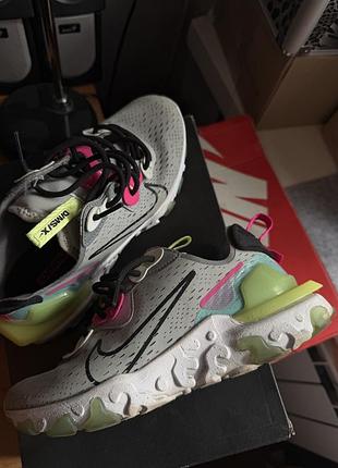 Кросівки чоловічі nike сірі з рожевим