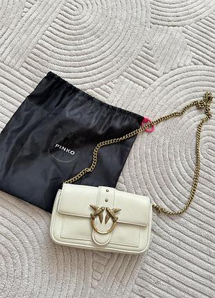 Сумка для жінок pinko love bag mini біла , ціна в інтернеті приблизно 11 000 грн