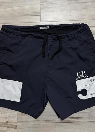 Нейлоновые шорты сипи компани c.p. company graphic swim shorts, факт l, оригинал