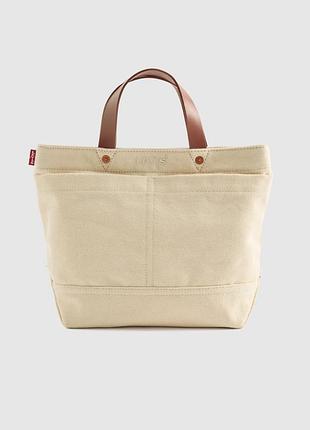 Женская полотняная сумка levi’s heritage small tote 004cd0000 - кремовая (ecru), хлопковый тоут с кнопкой и внутренним карманом. оригинал.