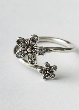 Кольцо пандора маргаритки р.52,58 pandora