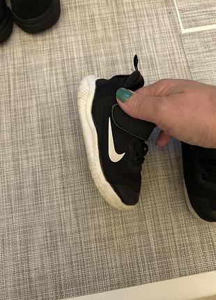 Кросівки дитячі nike чорно-білі
