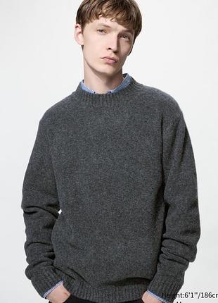 Светр uniqlo