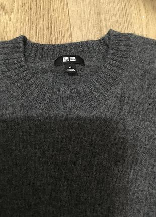 Светр uniqlo 4