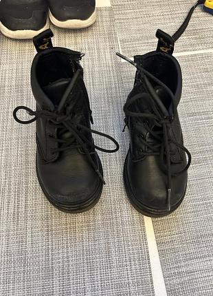 Черевики дитячі dr. martens чорні розмір 21.5