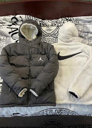 Двостороння куртка nike jordan