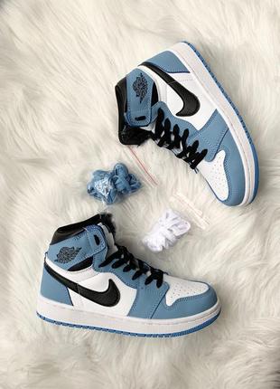 Кросівки nike air jordan 1 retro high ‘university blue’ кроссовки3 фото