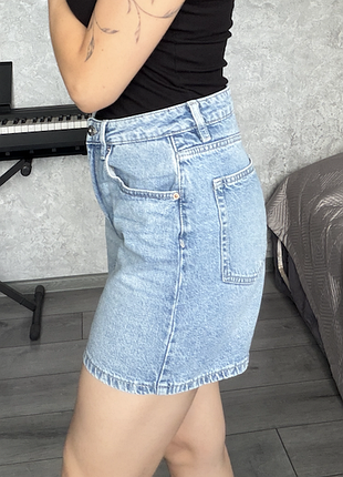 Джинсовые шорты-бермуды denim от sinsay, размер 38.