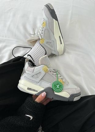 Сірі кросівки унісекс jordan 4 retro se craft photon dust х джордан 36