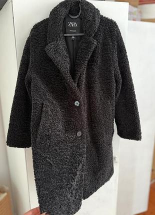 Пальто жіноче zara teddy чорне