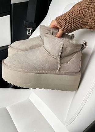 Ugg ultra mini platform light grey