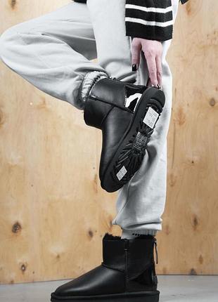 Ugg mini black zip lacquer leather 4
