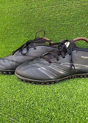 Футбольные сороконожки adidas predator