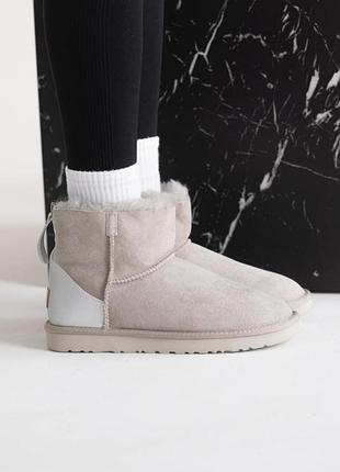 Ugg zip mini light grey chromium 1 zip 3