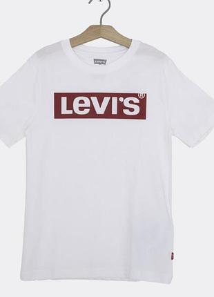 Нова футболка levi’s для хлопчика 12 років
