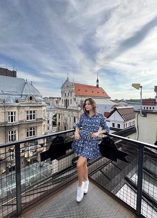 Коротка сукня жіноча zara синя з візерунком