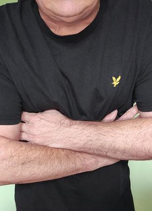 Стильная фирменная футболка катон черная 
 от бренда lyle &amp; scott.хл