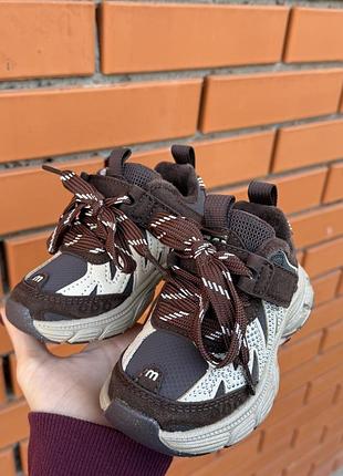 Кросівки для дівчинки
