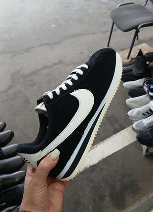 Кроссовки от бренда nike cortez 2