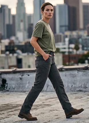 Штани жіночі carhartt розмір 6 ( наш 42-44 )