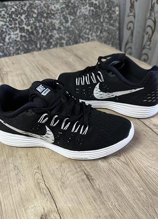 Кросівки nike lunartempo black 39 розмір, 25 см