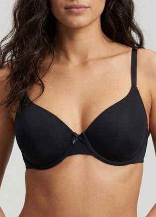 Черный гладкий безшовный бюстгальтер zeeman 85c 85d