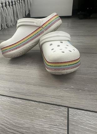 Шльопанці для дівчинки crocs білі, розмір c11 5