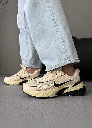 😍 женские кроссовки nike v2k runtek beige/black