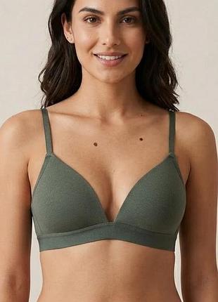 Безшовный бюстгальтер hema (голландия) 70аа 95%хлопок без косточек