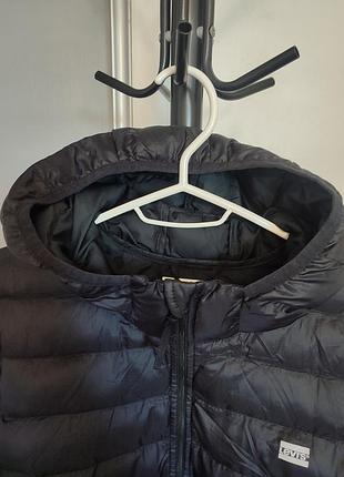 Куртка пуховик levi's 6