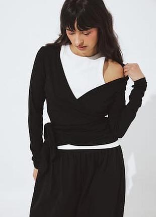 Светр на запах na-kd ballet wrap top, model off duty