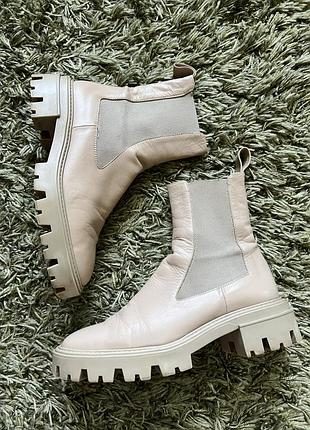 Бежеві 🍁🍰 черевики  zara 38 натуральна шкіра  устілка 25,5 см
