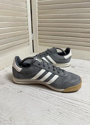 Кросівки adidas as-520 6