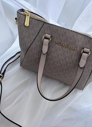 Жіноча сумка michael kors бежева