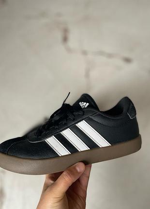 Кросівки adidas grand court чорні 36 розмір