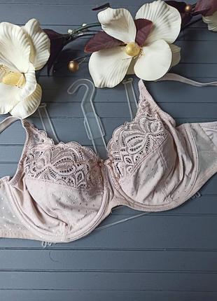 Красивый бюстгальтер с мягкими чашечками 38dd/85e