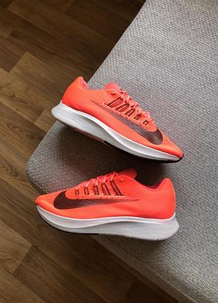 Кросівки жіночі nike помаранчеві