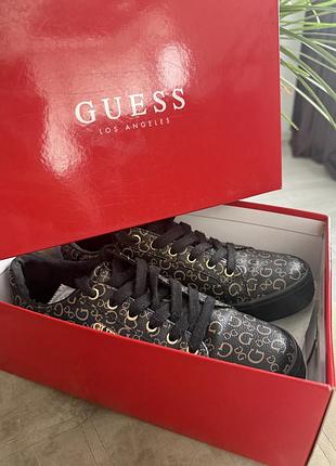 Кеди оригінал guess 6