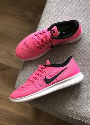 Кросівки жіночі nike free рожеві