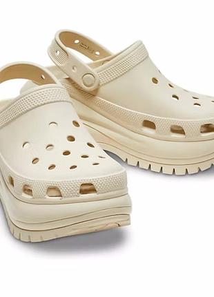 Крокси crocs classic mega crush bone 3
