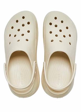 Крокси crocs classic mega crush bone 4