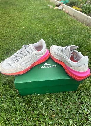Жіночі кросівки lacoste