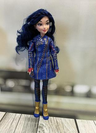 Лялька іві hasbro evie - isle of the lost,