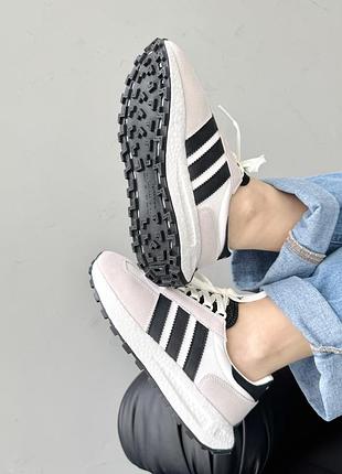Кроссовки женские adidas retropy e5 beige/black 8