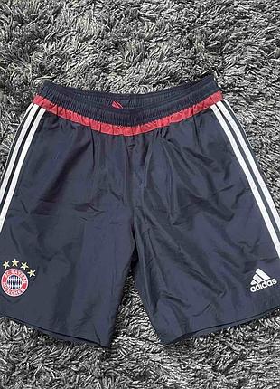Винтажные спортивные шорты adidas с символикой футбольного клуба fc bayern münchen( 50-52р)