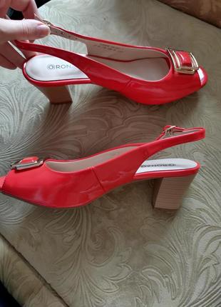 Туфли женские